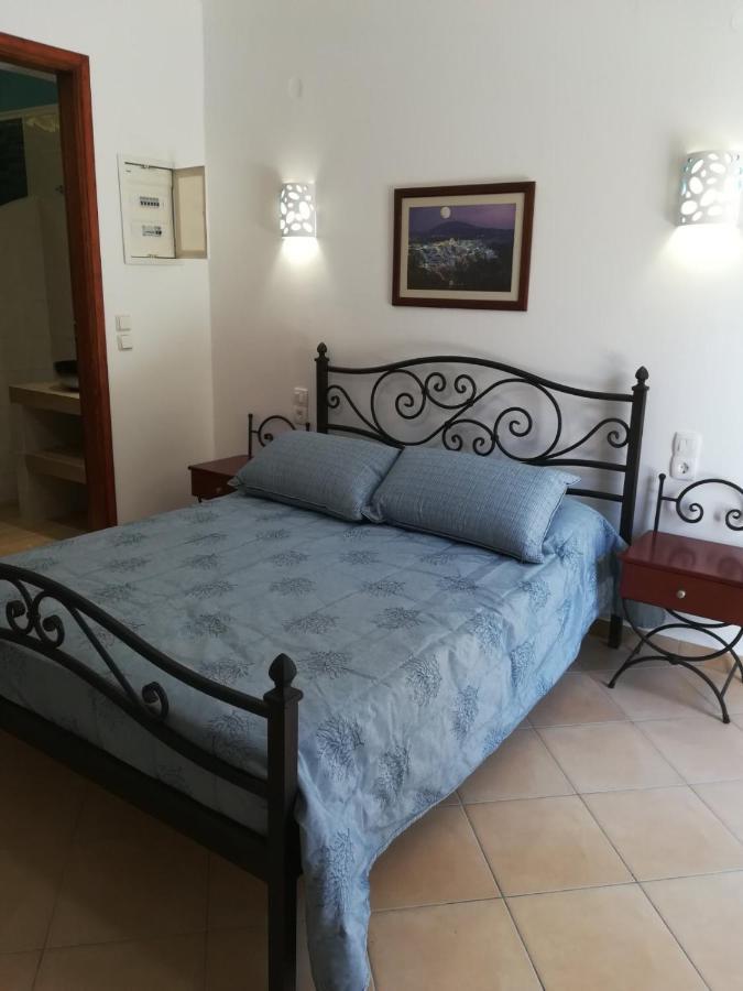 Leonidas Apartments Kamari  Ngoại thất bức ảnh